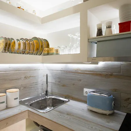 Gruccio Yellow Studio - A Sunny Gem
